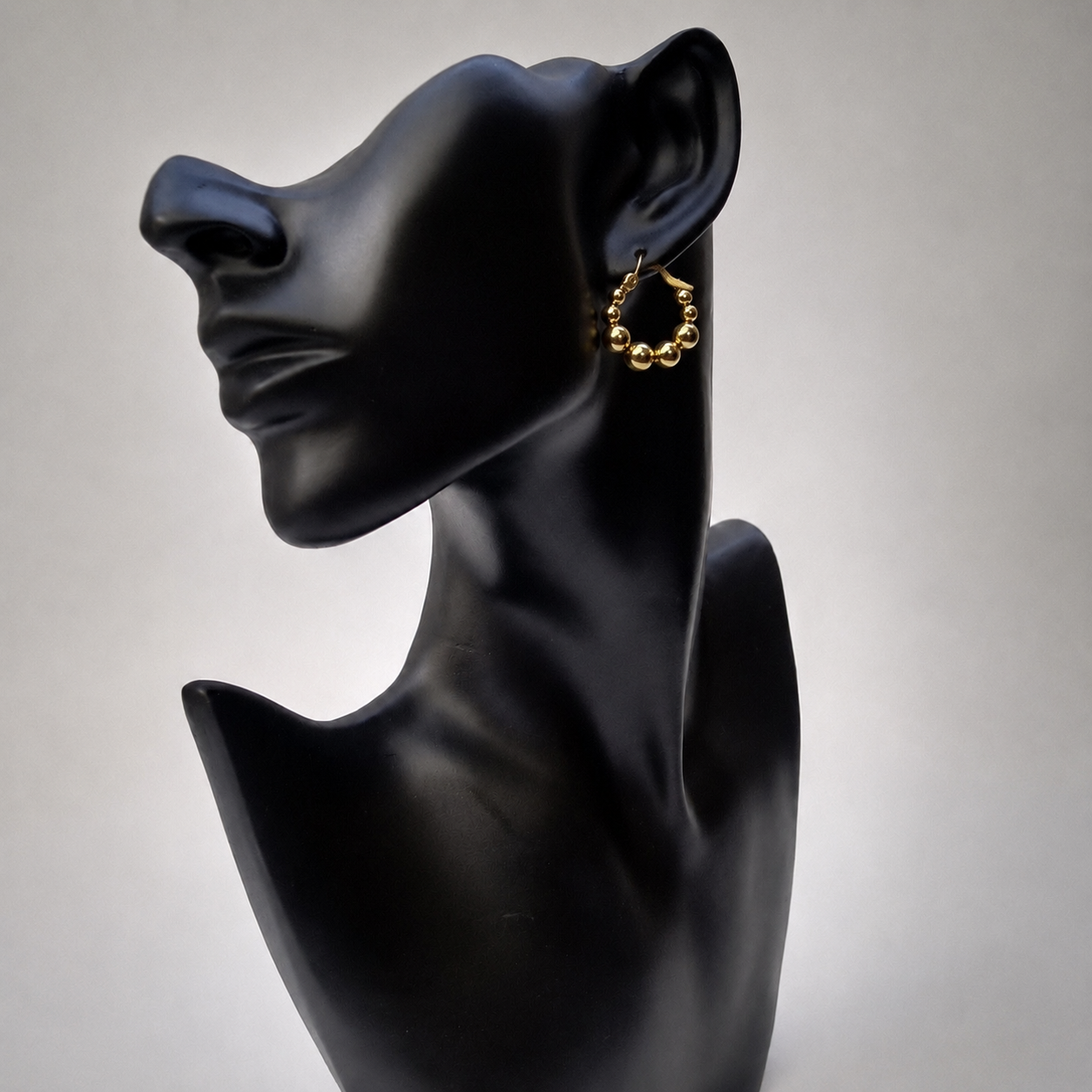 Luna Hoops